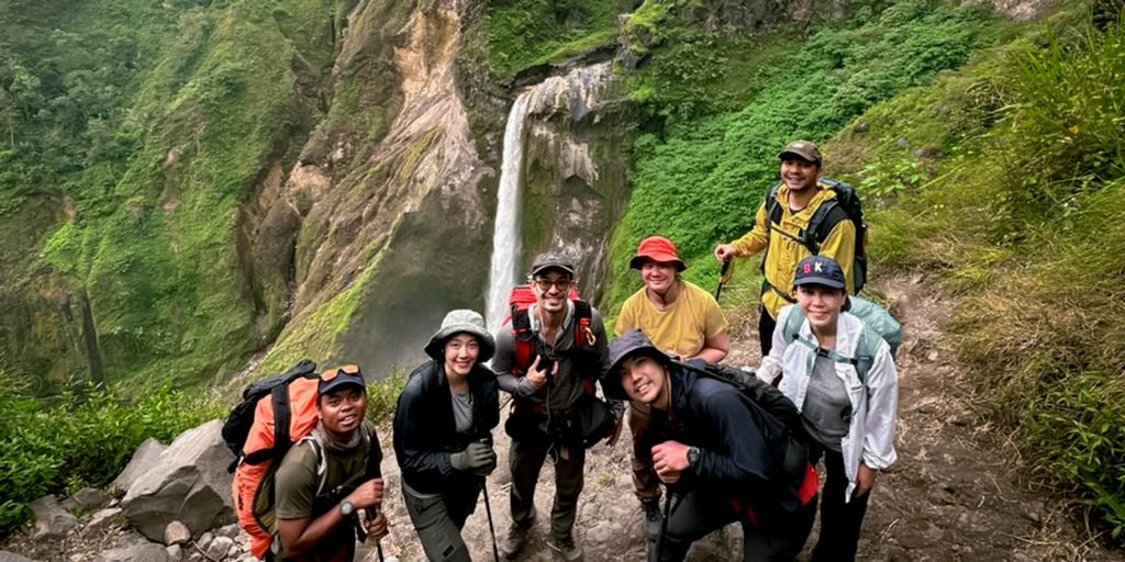 Rinjani Volcano Trekking