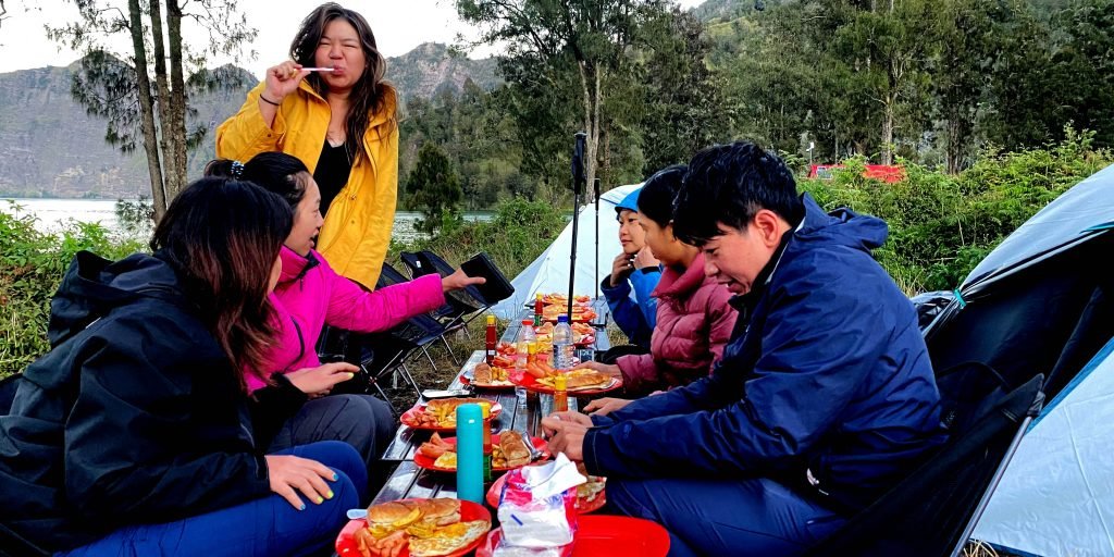 Mount Rinjani Private Tour Deluxe Package Prices