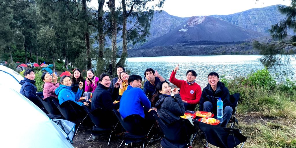 Mount Rinjani Trekking Service